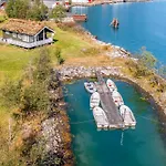 Amazing home in Fjrland with 3 Bedrooms Vakantiehuis Fjærland