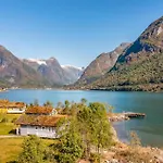 Feriehus Cozy In With House A Mountain View